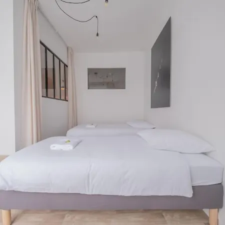 L'ange Au Sourire Daire *